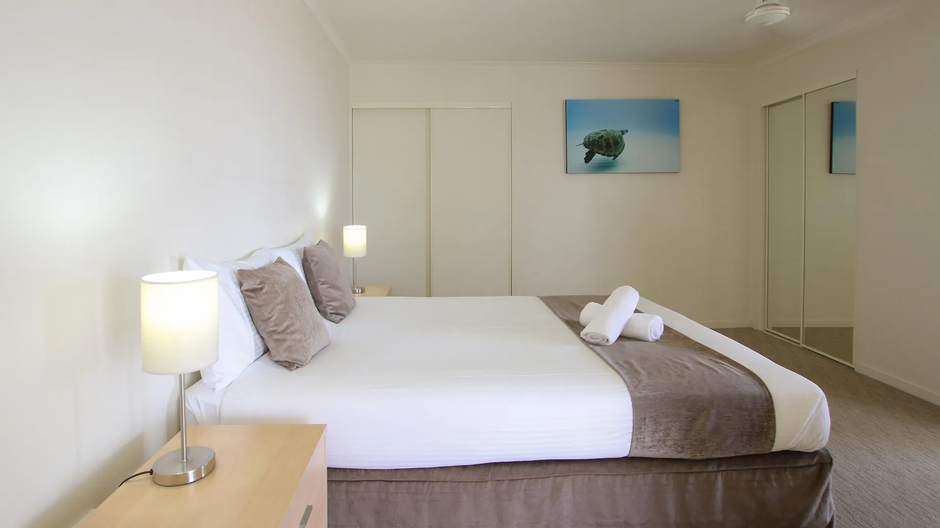 Aparthotel Caloundra Central Apartment Hotel Official