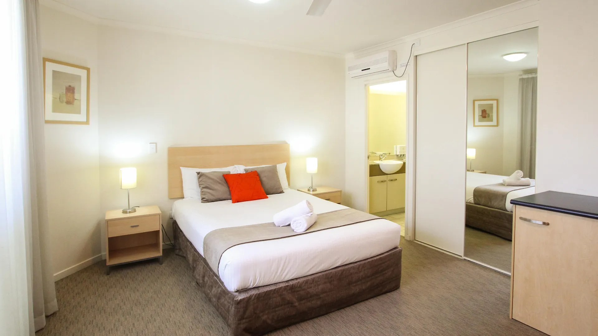 Aparthotel Caloundra Central Apartment Hotel Official