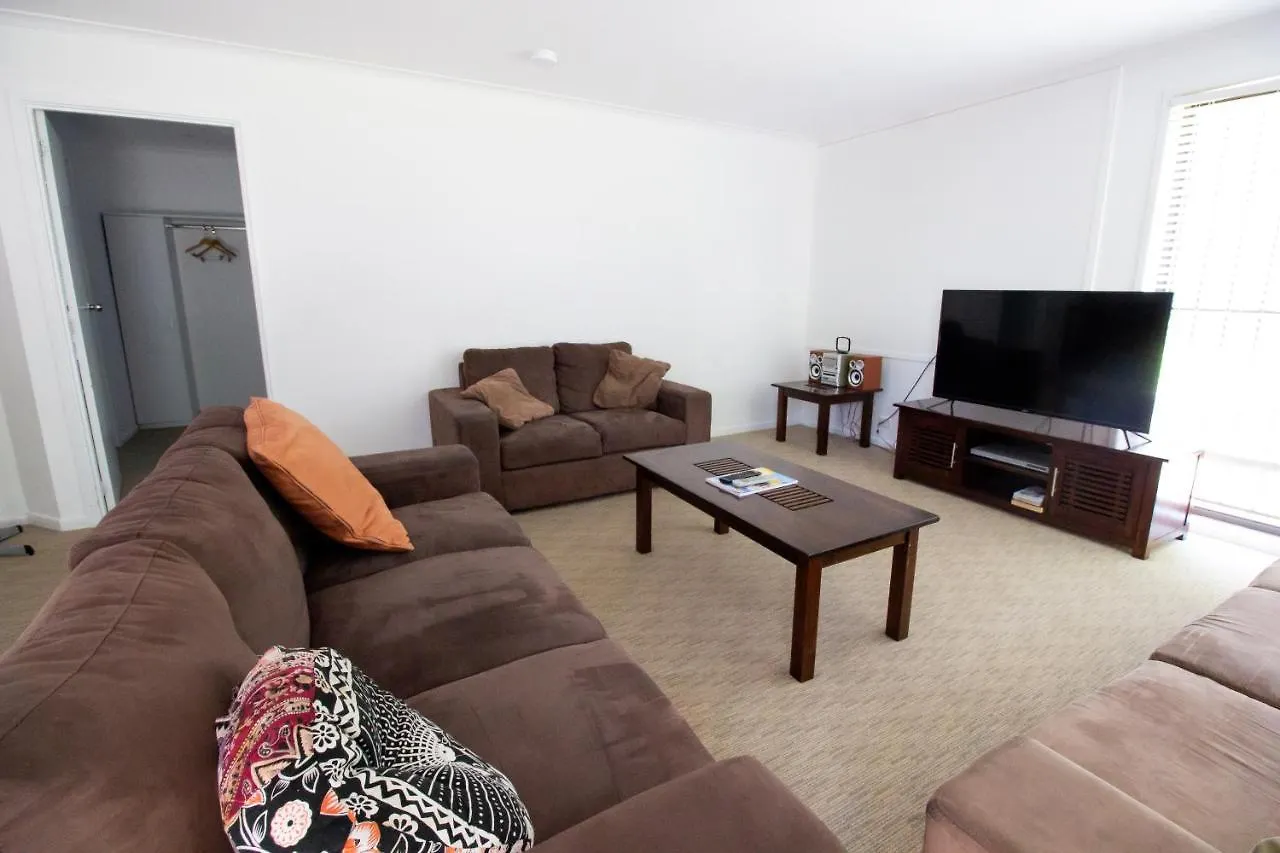 Caloundra Central Apartment Hotel Official