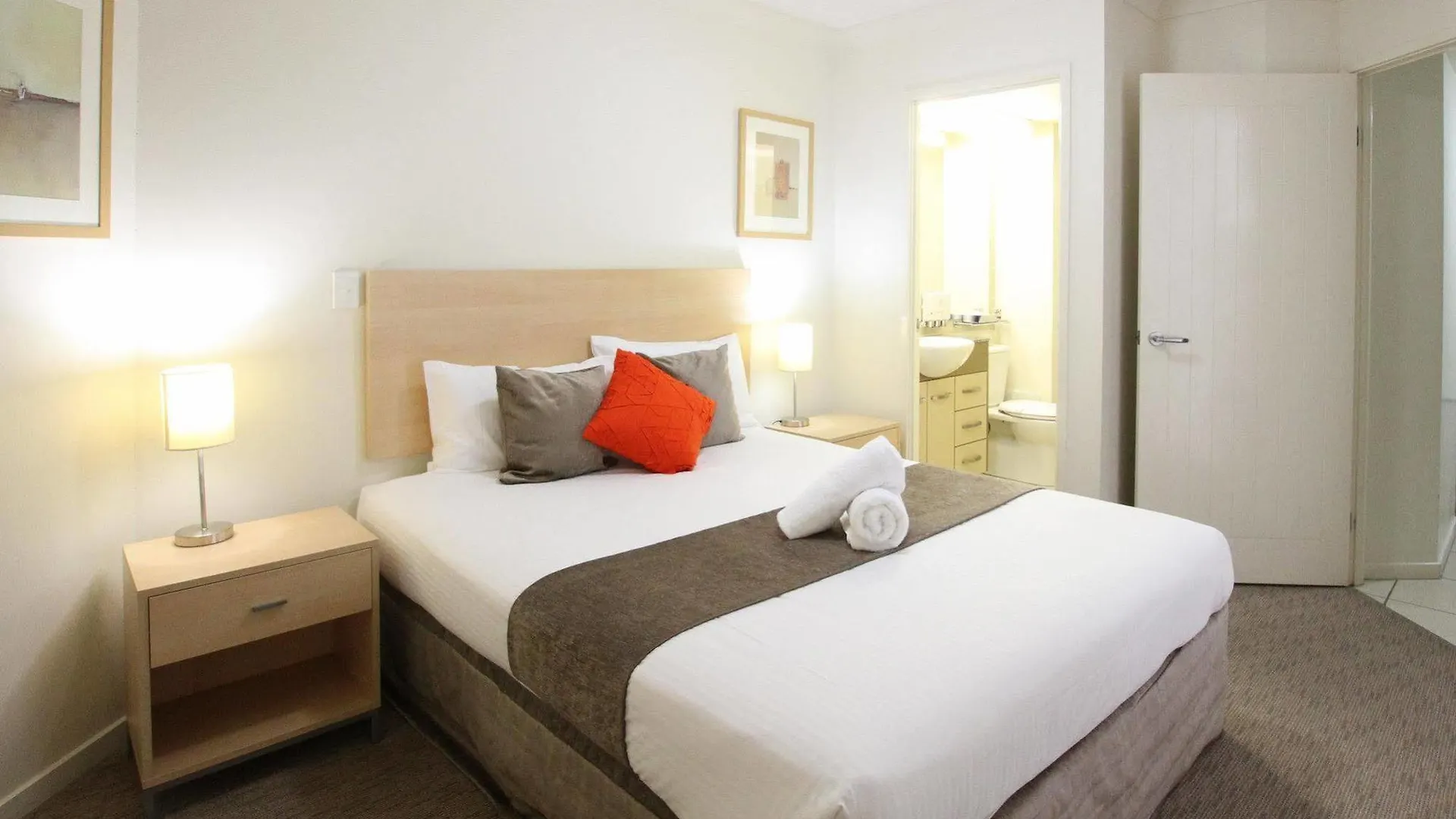 Caloundra Central Apartment Hotel Official Aparthotel