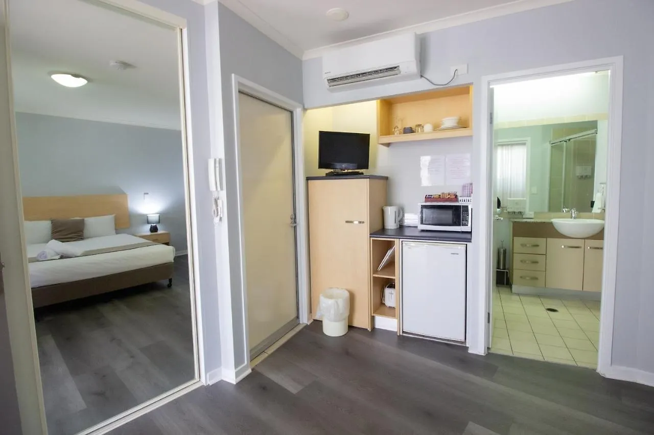 **** Aparthotel Caloundra Central Apartment Hotel Official Australia