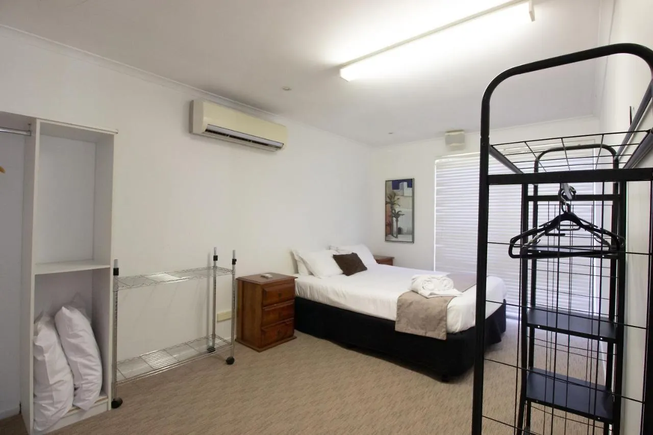 Caloundra Central Apartment Hotel Official Australia