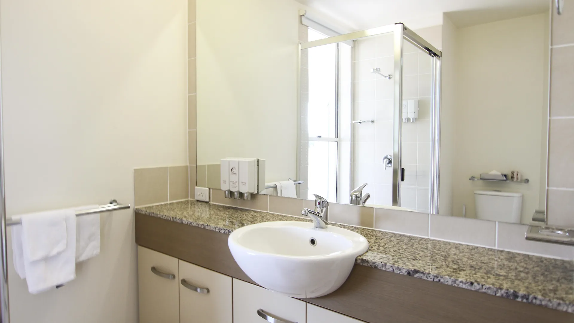 Caloundra Central Apartment Hotel Official Lägenhetshotell