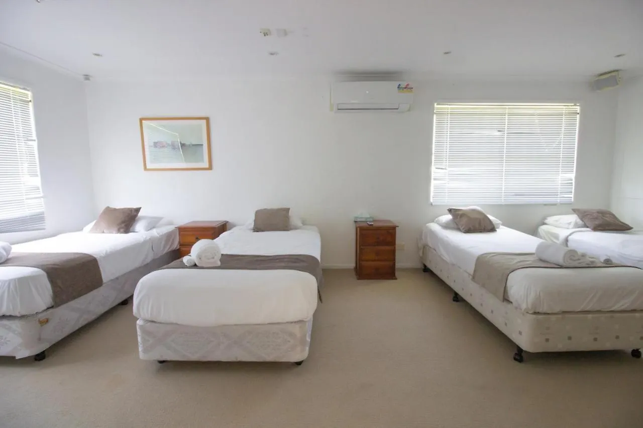 Lägenhetshotell Caloundra Central Apartment Hotel Official
